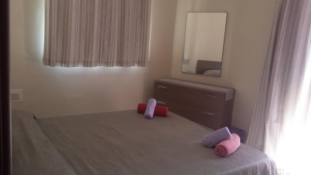 Apartment Triq Is-Silla Marsaskala Eksteriør bilde