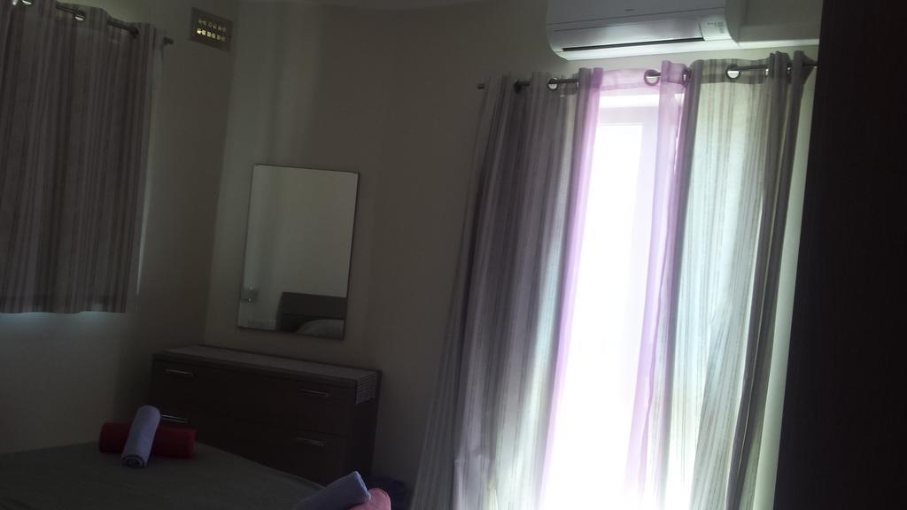 Apartment Triq Is-Silla Marsaskala Eksteriør bilde